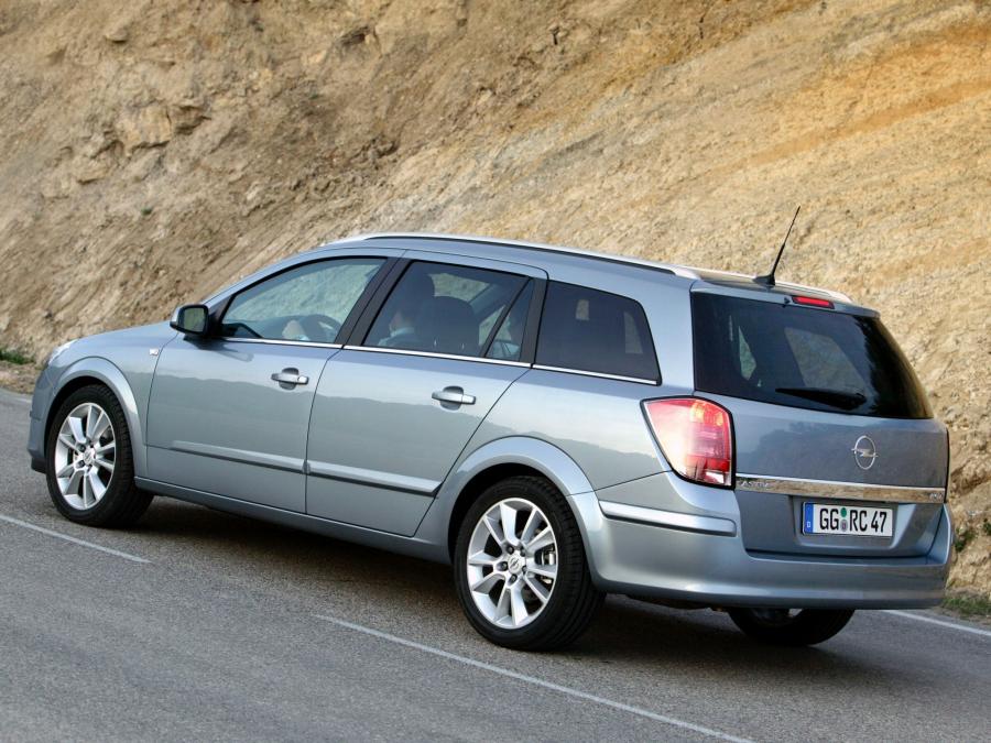 Opel Astra Combi H 2004 года  (фото 10 из 28)